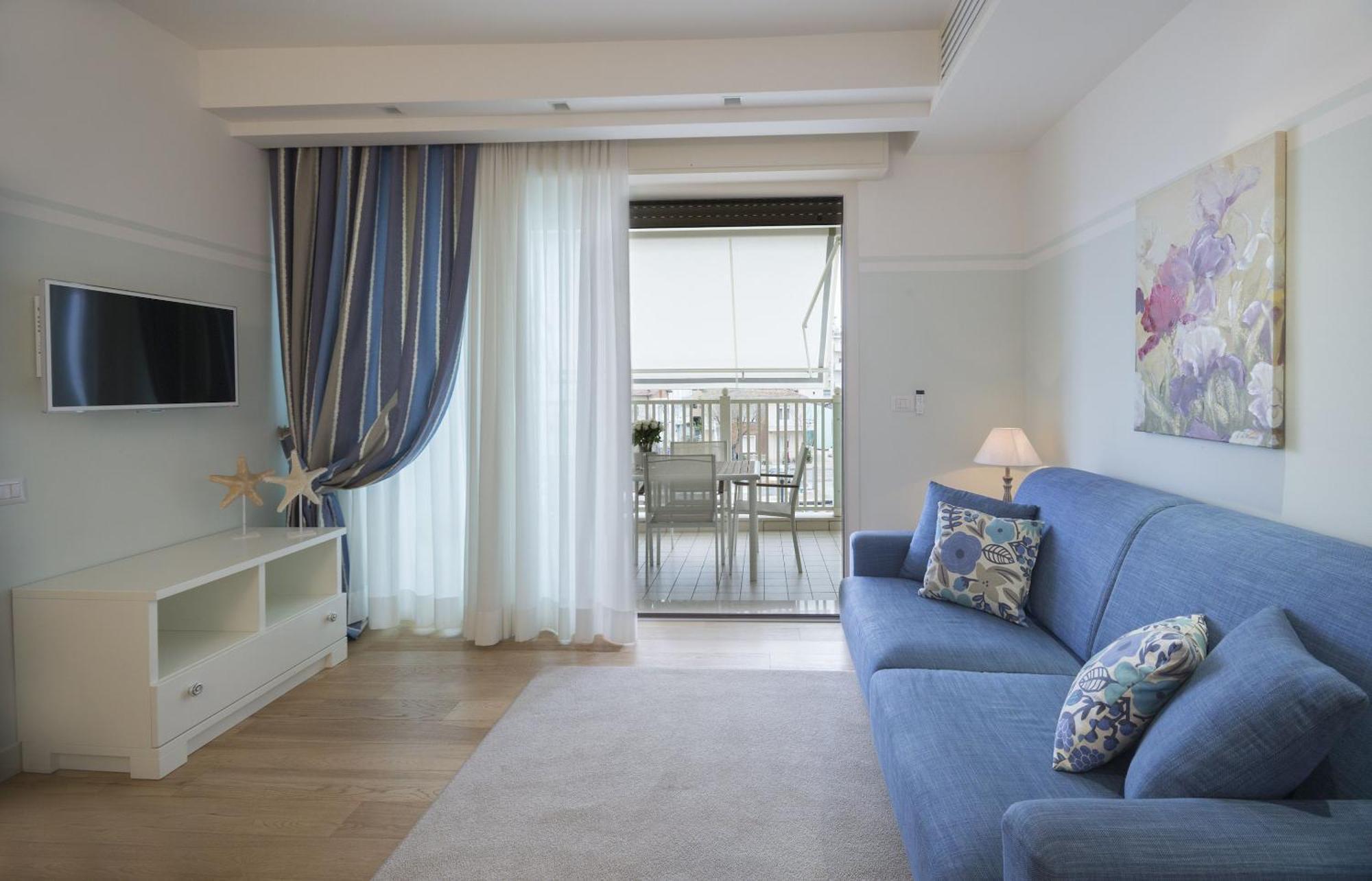 Residence Lungomare Riccione Exterior foto